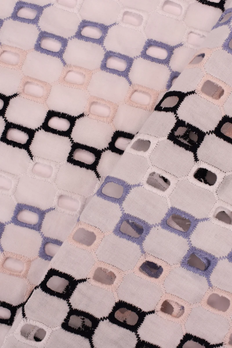 Sangallo geometrico 100% cotone