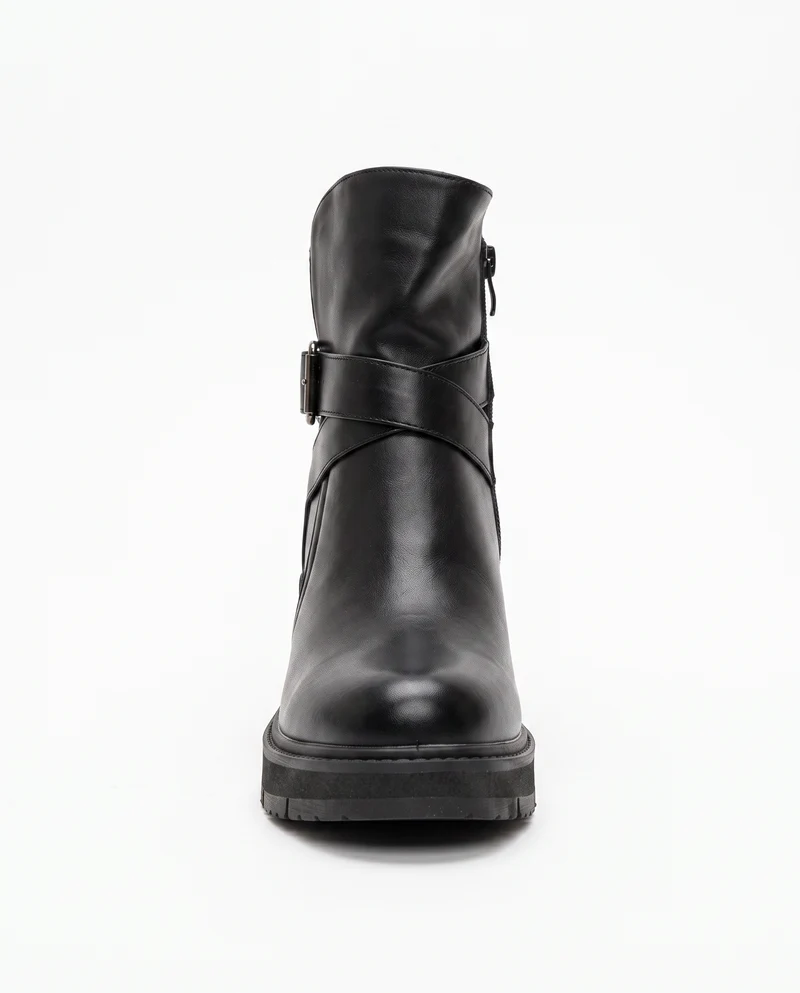 Stivaletto nero con fibbia e tacco - Nero