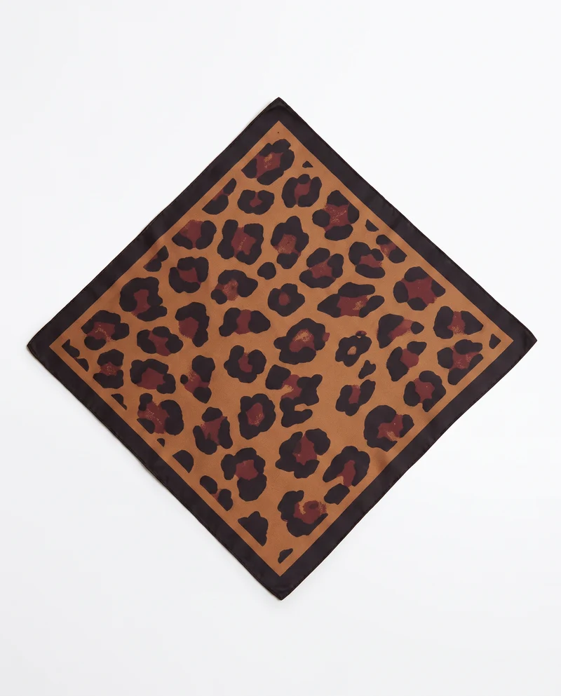 Foulard in varie fantasie eleganti - Leopardato
