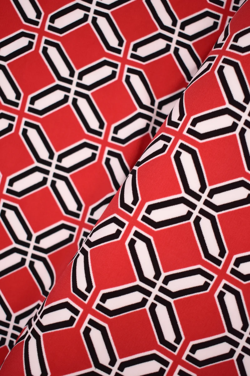 Jersey di viscosa stampato fantasia geometrica elasticizzato