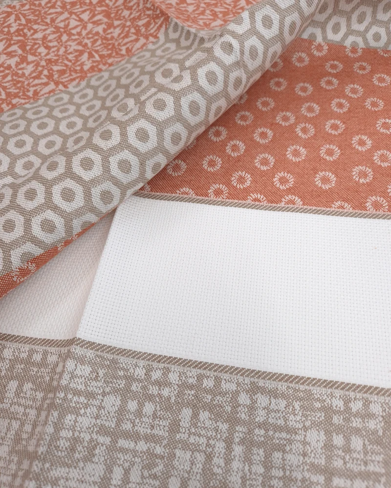 Asciugapiatti 58x80 cm da ricamo in puro cotone - FANTASIA TORTORA/TEGOLA