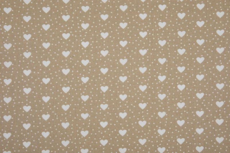 Tela 100% cotone fantasia a cuori per arredamento