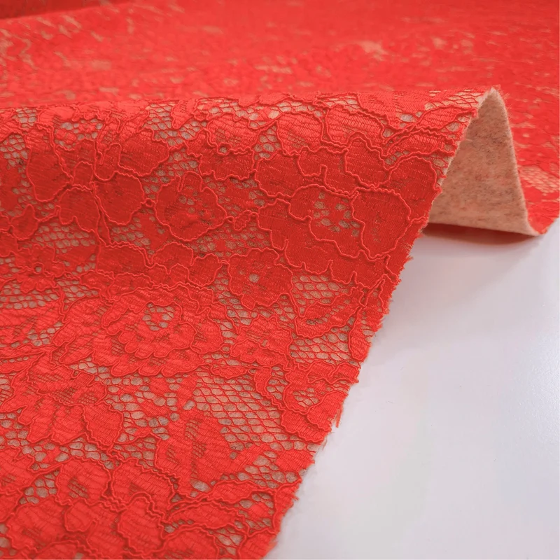 Feltro Lana con Pizzo H 135 cm - CORALLO