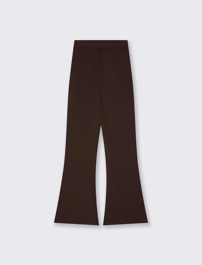 Fuseaux flare: stile e comfort unici - Moro
