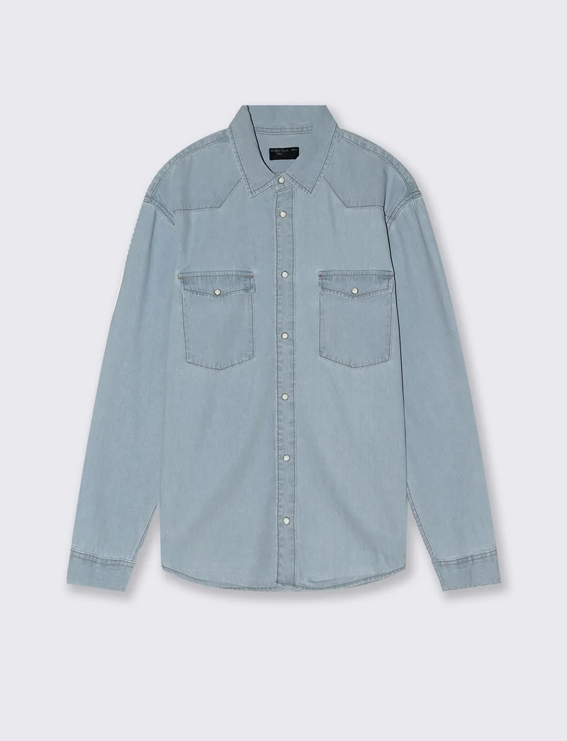 Camicia in denim slim con effetto slavato - Denim chiaro