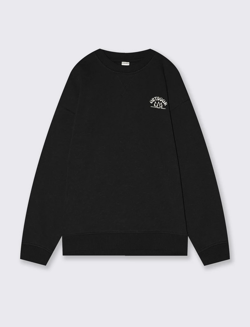 Felpa girocollo minimal con stampa e spacchetti - Nero
