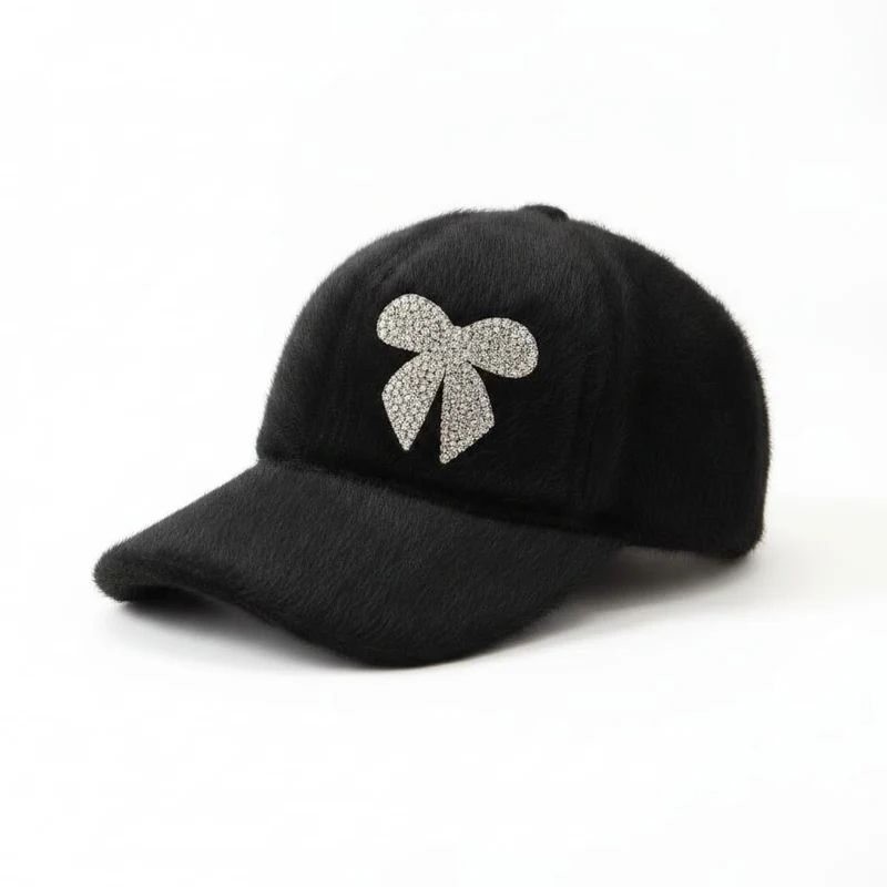 Baseball con fiocco in strass e pelliccia - Nero