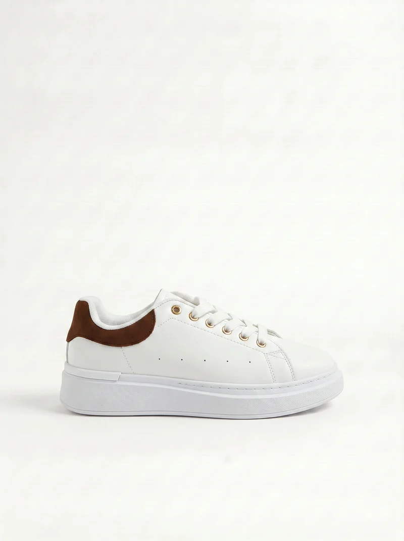 Sneakers minimal bianche con dettaglio beige - Bianco