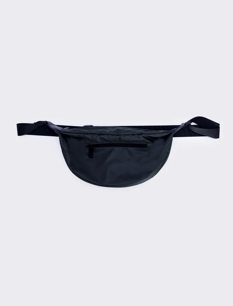 Tracolla mezzaluna uomo idrorepellente - Nero