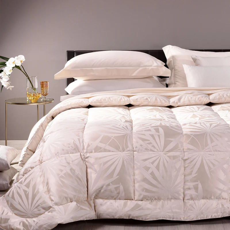 Trapunta in Piuma kenzia Barocco in Raso Jacquard 230 gr/mq