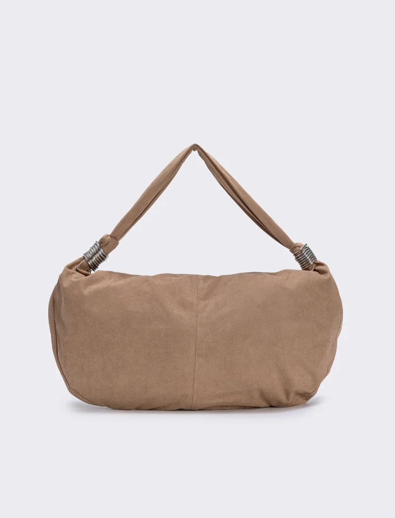Borsa mezzaluna in suede con anelli - Beige