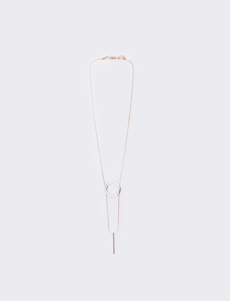Collana lunga con cerchio e pendente - Oro rosa