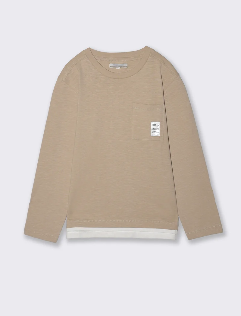 T-shirt con taschino e patch colorato - Beige
