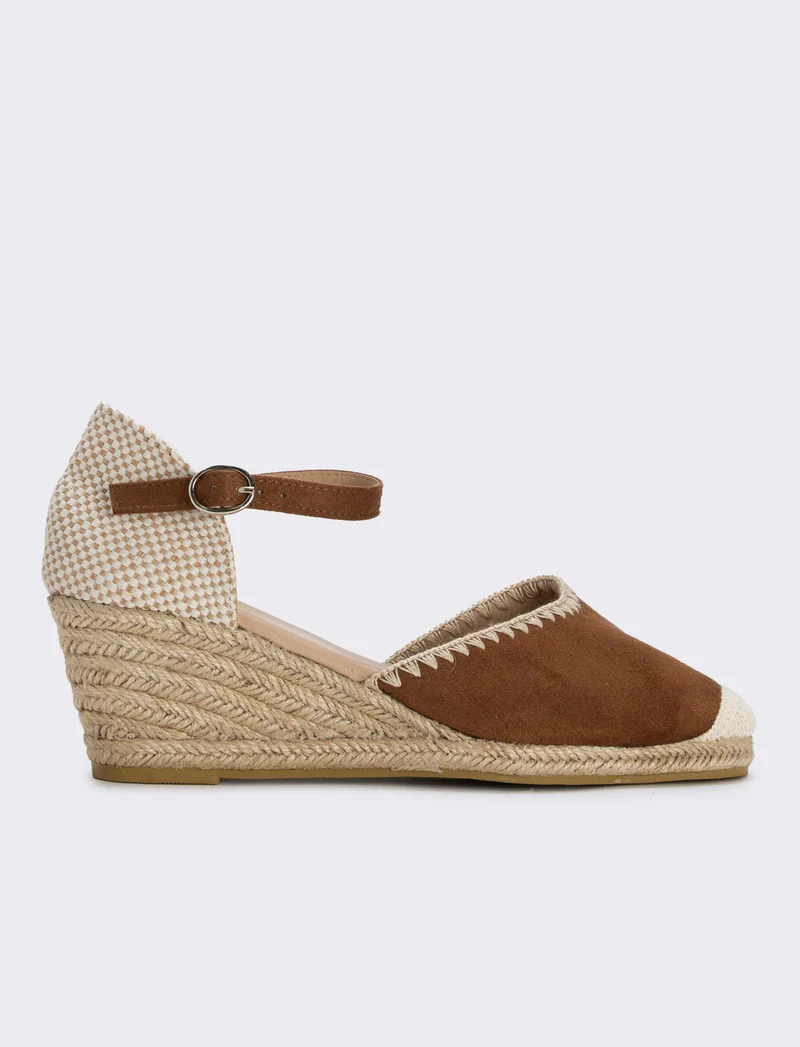 Espadrillas con cinturino e zeppa 60 mm - Cammello