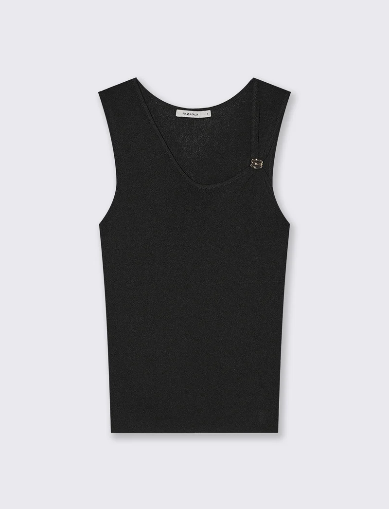 Top in Maglia con Scollo Asimmetrico e Gioiello - Nero
