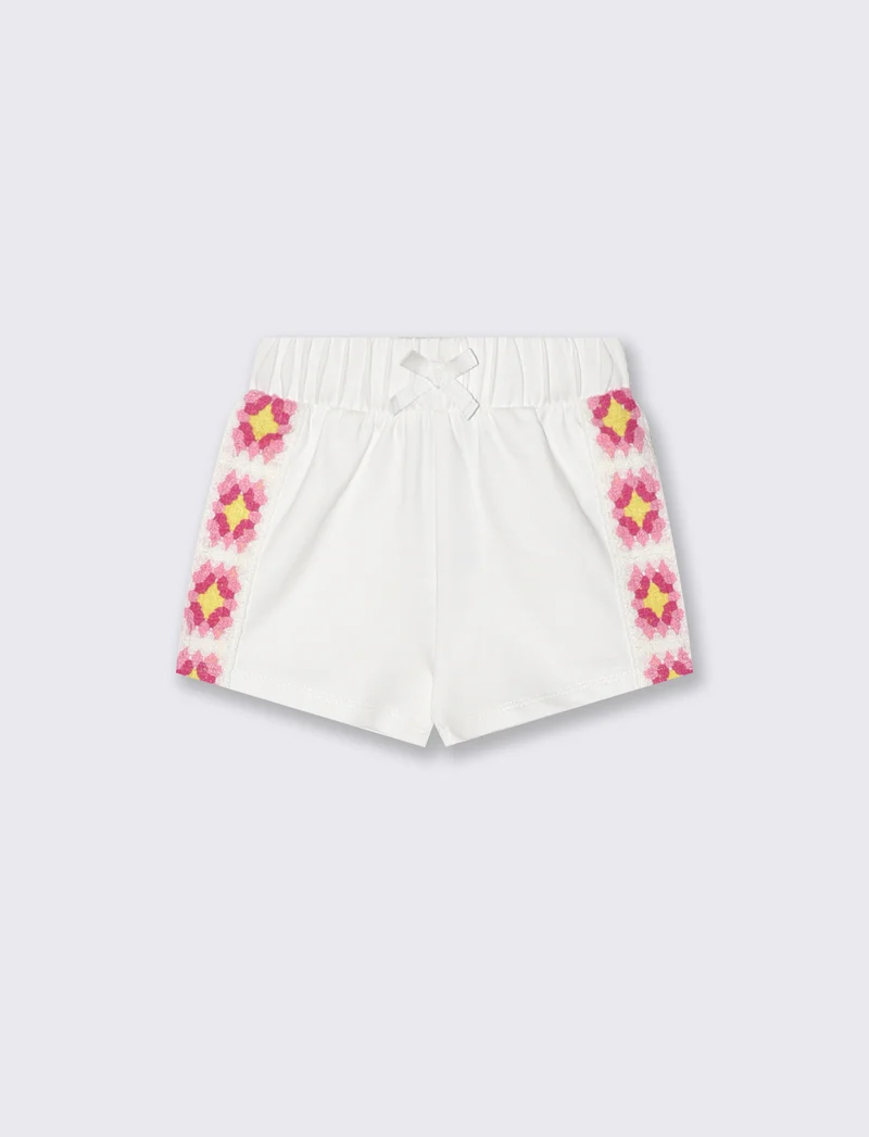 Bermuda in cotone con fasce crochet - Bianco latte