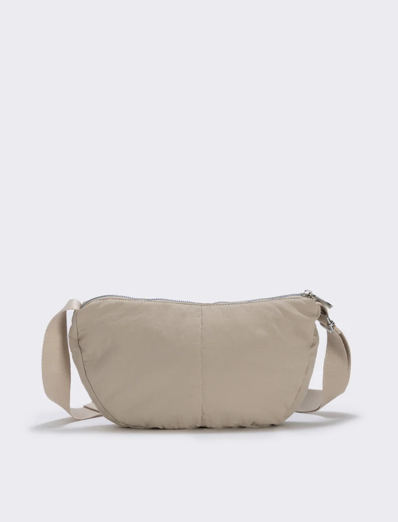 Borsa mezzaluna in nylon con tracolla - Beige