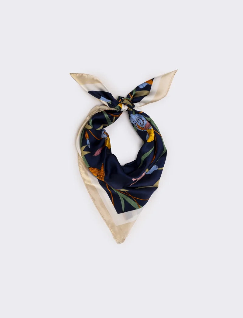 Foulard con fantasia - Beige