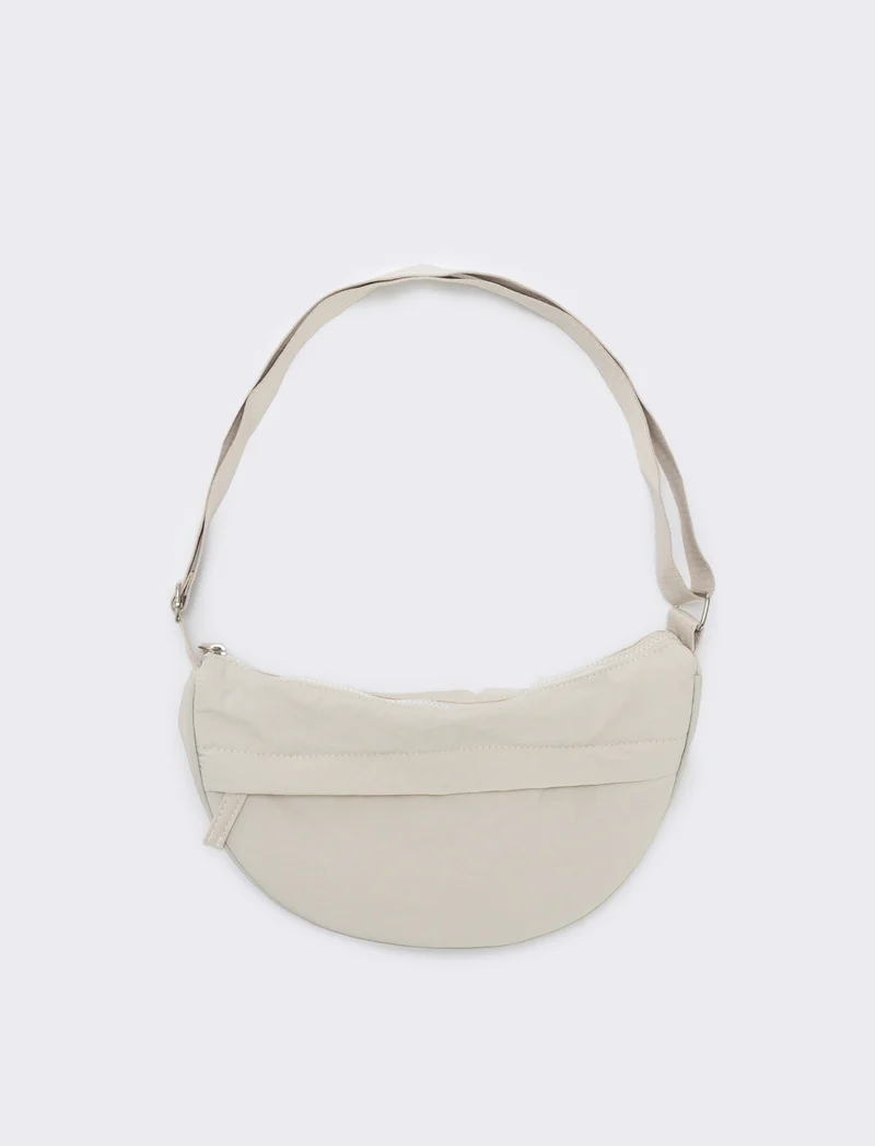 Borsa mezzaluna in nylon con tracolla - Beige