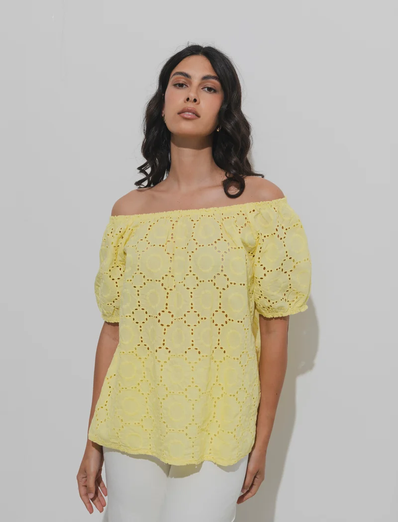 T-shirt in pizzo sangallo - Giallo