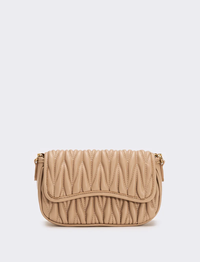 Tracolla donna goffrata con patta e catena infilata - Beige