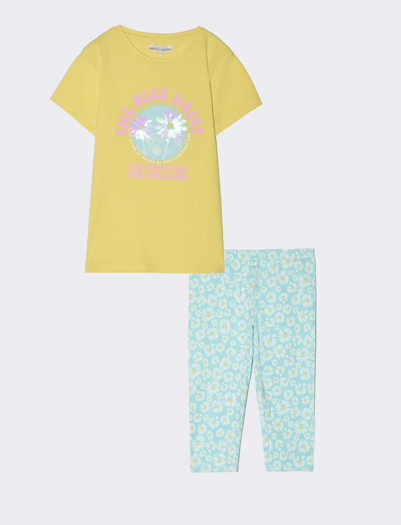 Completo con t-shirt e leggings da bambina - Fantasia