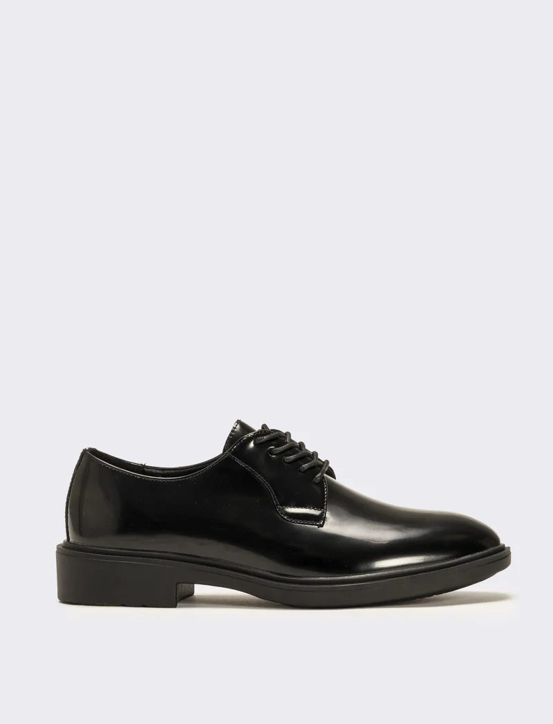 Scarpa stringata lucida da uomo - Nero