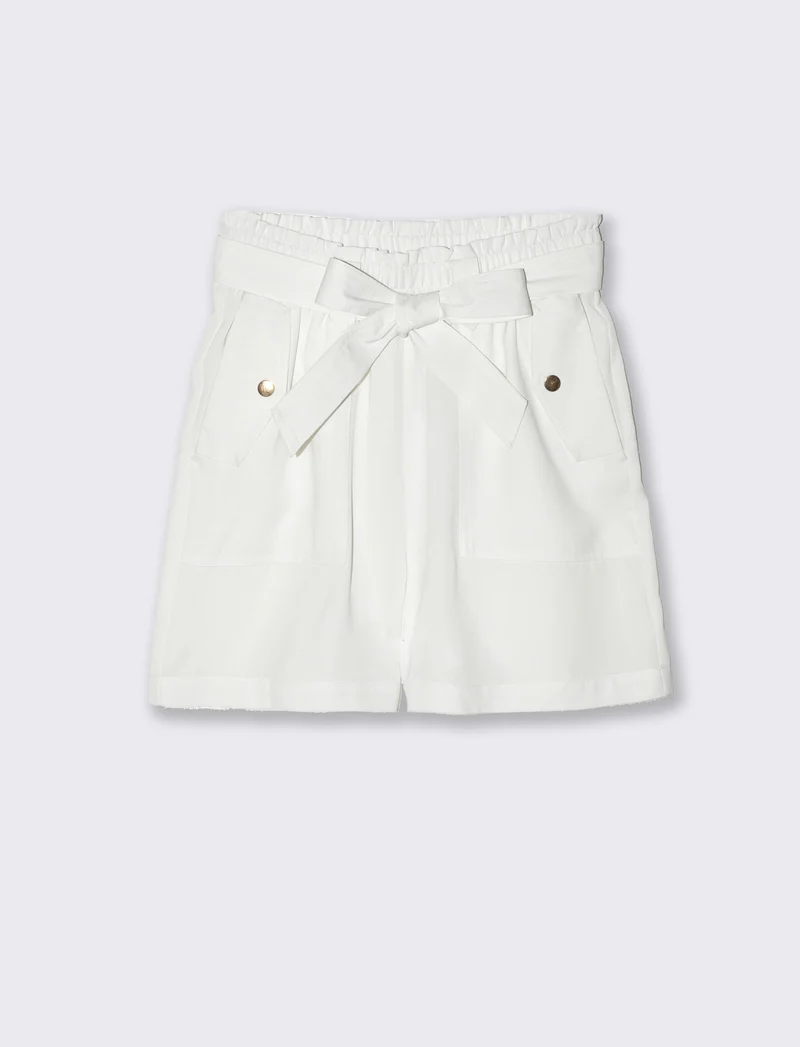 Short con cintura da donna - Bianco