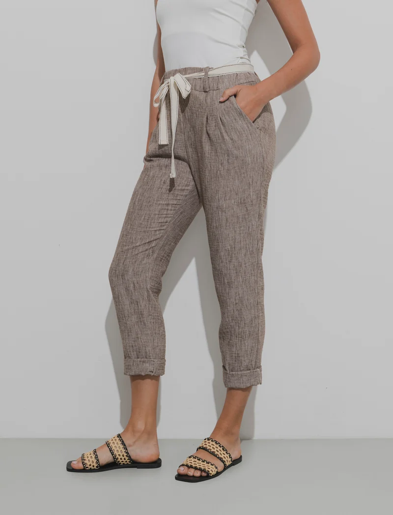 Pantalone con elastico in vita e cintura - Marrone tabacco