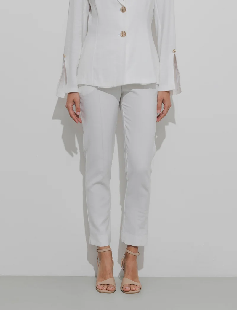 Pantalone regular con bottone gioiello - Bianco panna