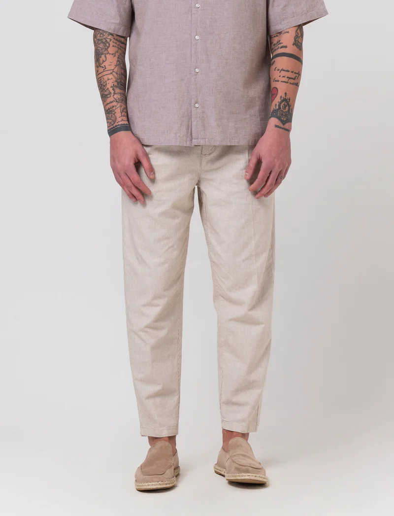 Pantaloni chino jogger misto lino a righe da uomo - Beige