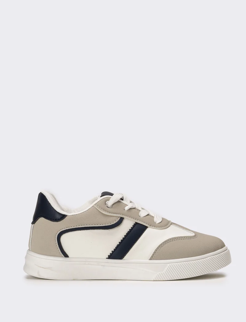 Sneakers da bambino con elementi combinati - Bianco