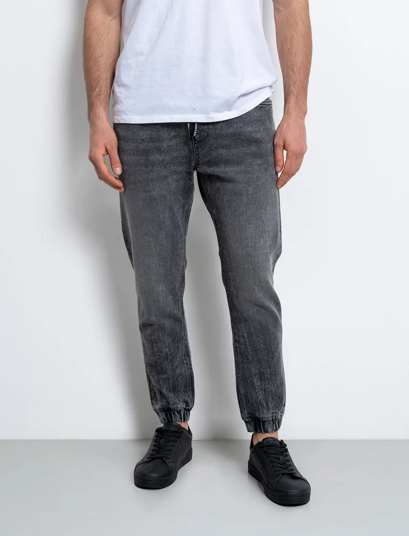 Jeans modello jogger da uomo - Grigio scuro