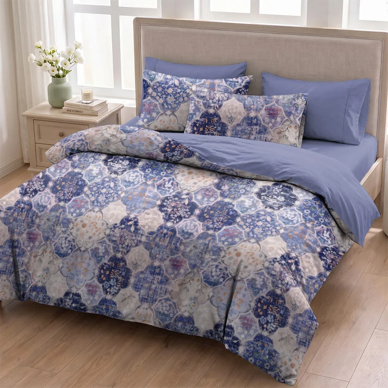 Set di biancheria da letto in garza di cotone con motivo a mosaico blu.