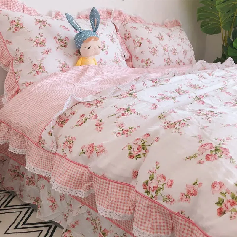 Set di biancheria da letto in cotone con volant e stampa floreale vintage