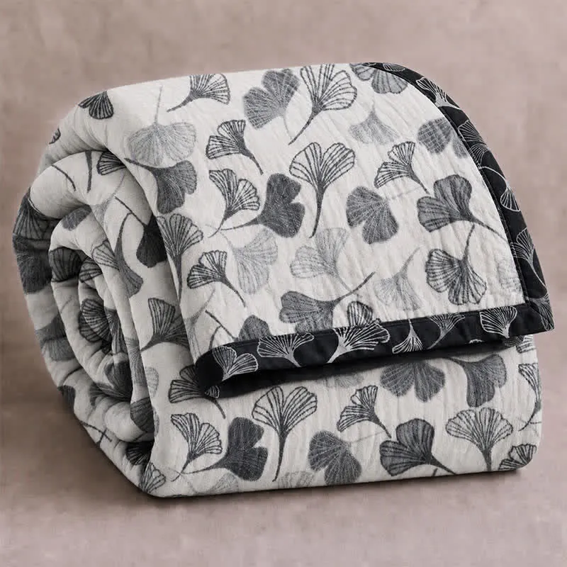 Coperta in cotone con foglie di ginkgo grigio-nere