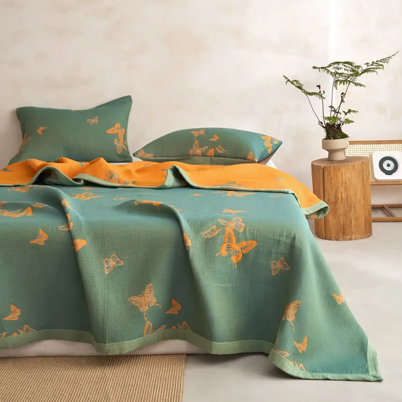 Elegante trapunta in cotone con stampa a farfalle