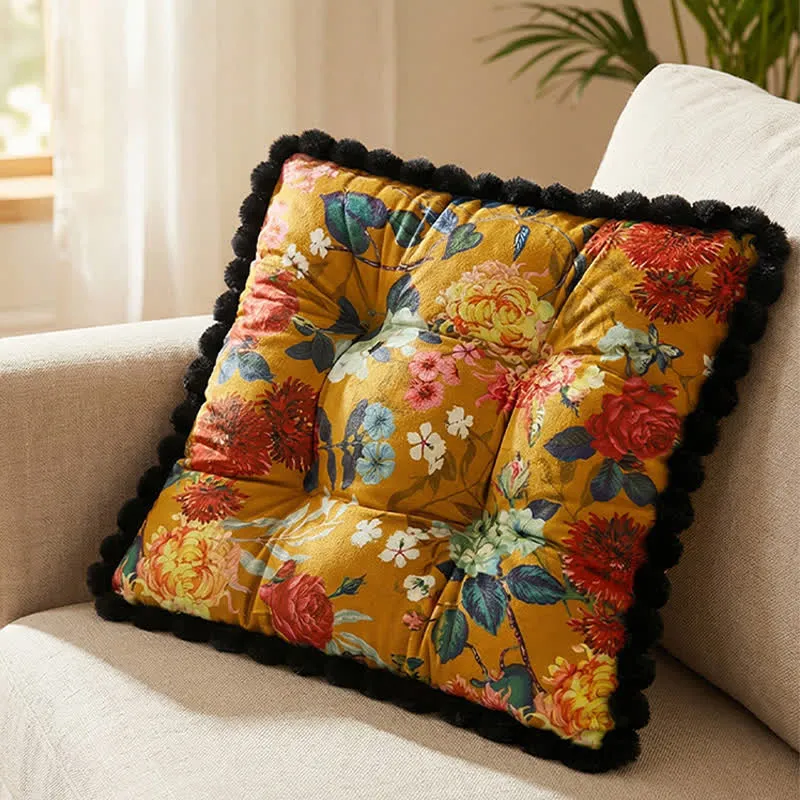 Cuscino da seduta vintage con motivo floreale e bordo a pon-pon