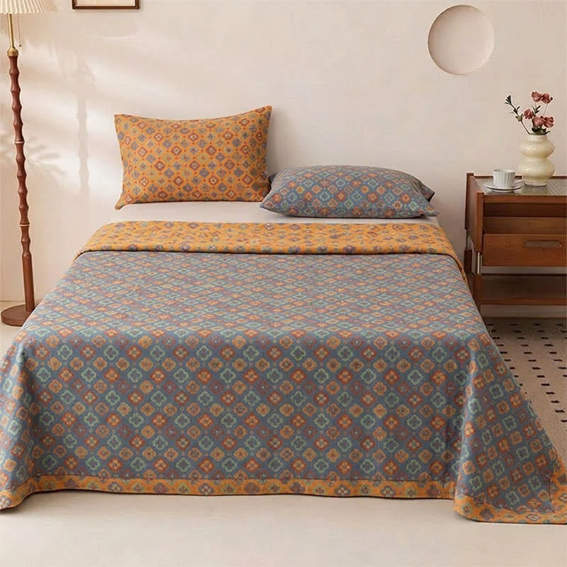 Copriletto vintage in cotone con motivo floreale romantico
