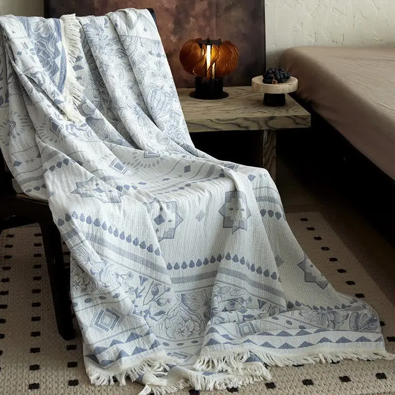 Coperta in cotone con motivo etnico floreale e geometrico