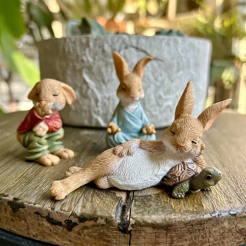 3 sculture da giardino in resina a forma di coniglio in miniatura