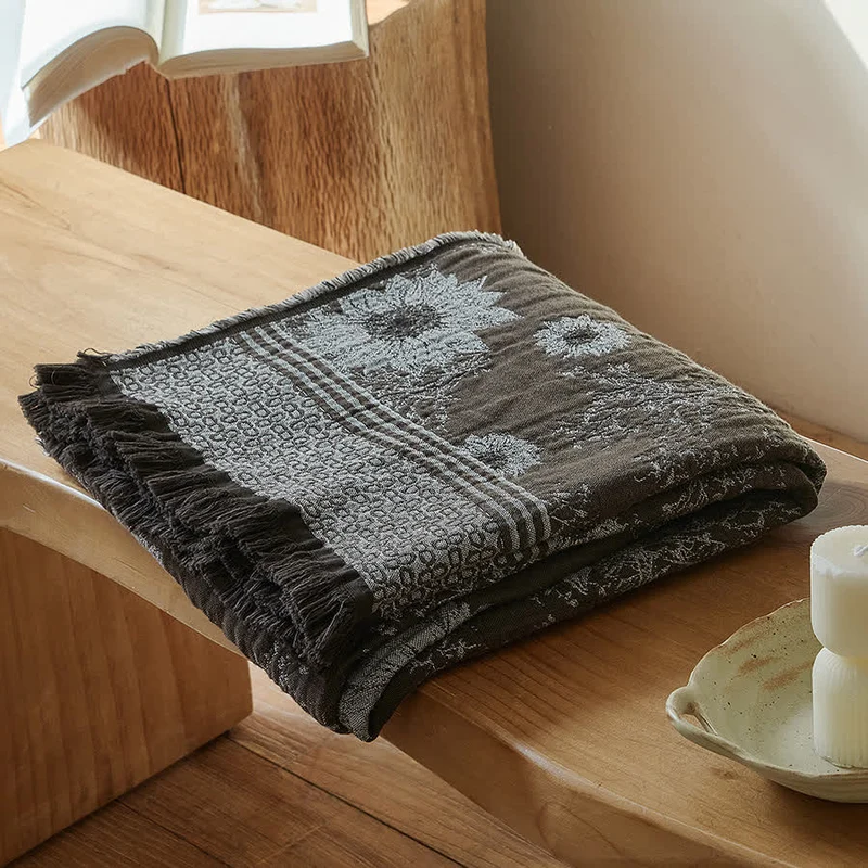Coperta vintage con nappe in puro cotone e motivo girasole