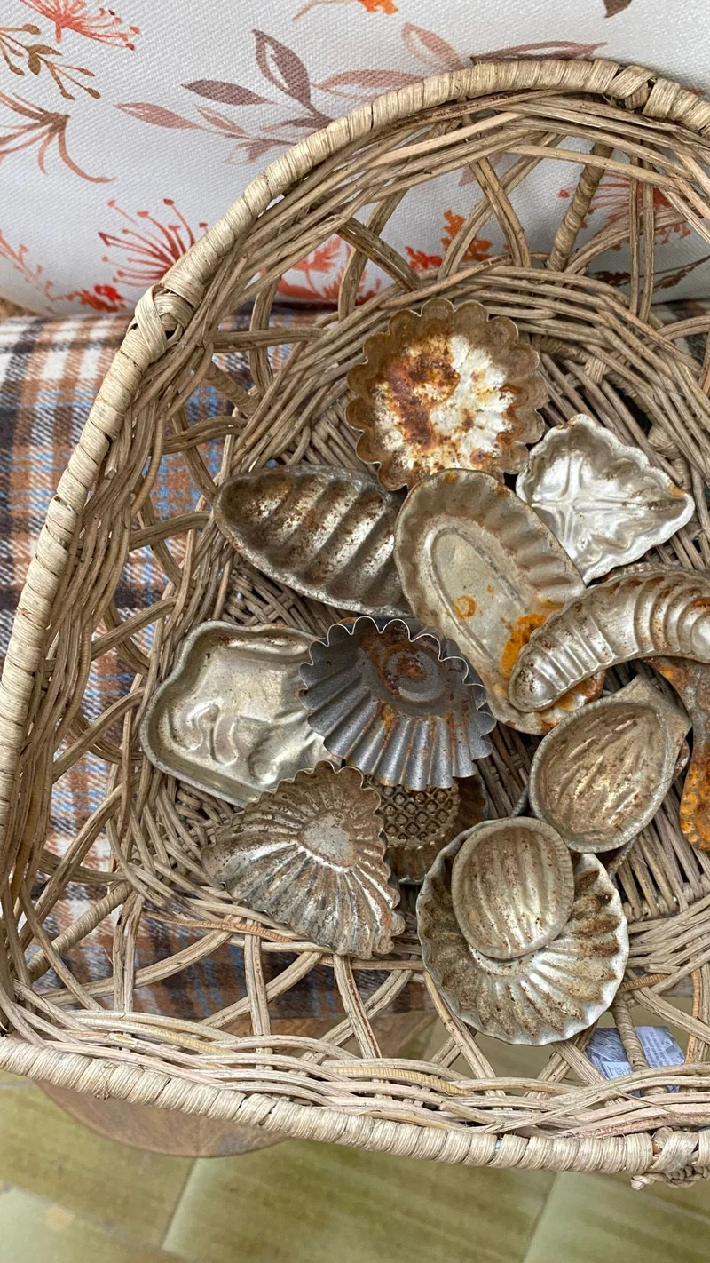 Set da 5 formine vintage