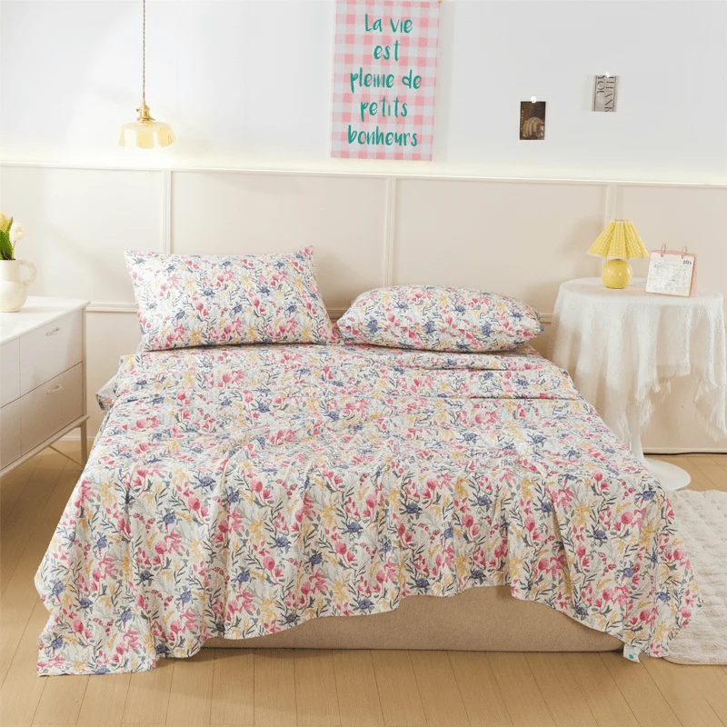 Watercolor Meadow Floral Sheet Set