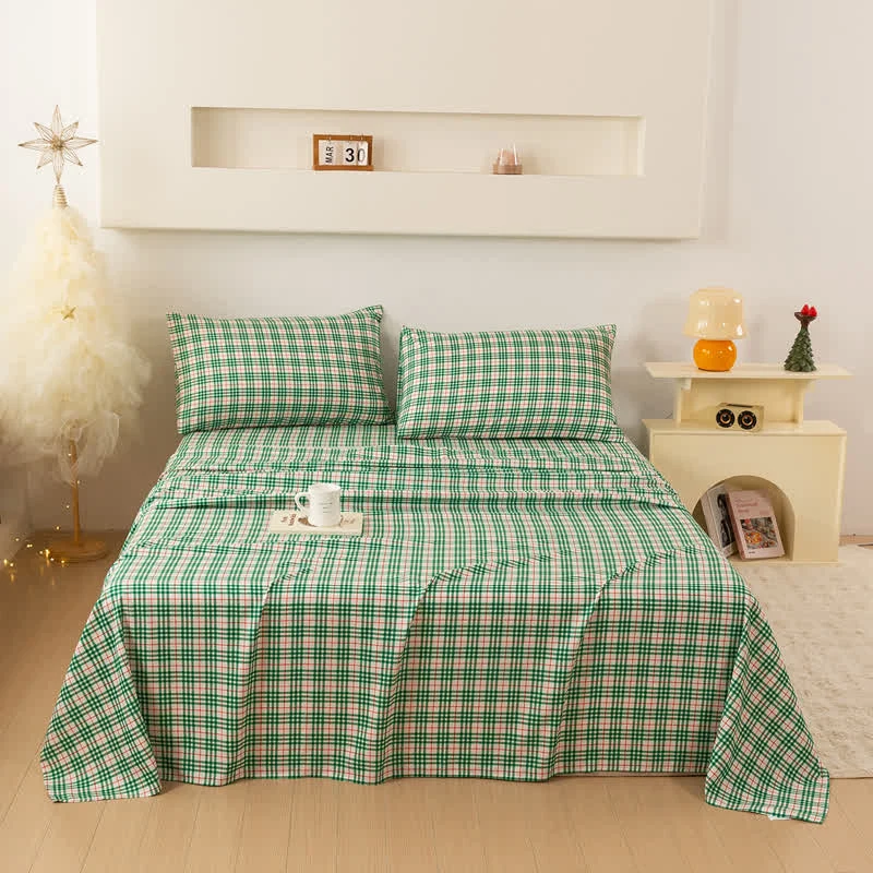 Classic Christmas Gingham Sheet Set
