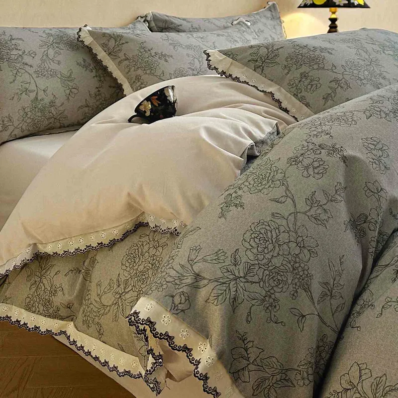 Set di biancheria da letto in cotone spazzolato con pizzo floreale artistico