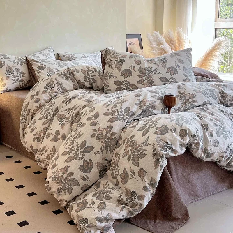 Set di biancheria da letto con stampa a foglie vintage Ownkoti (4 pezzi)