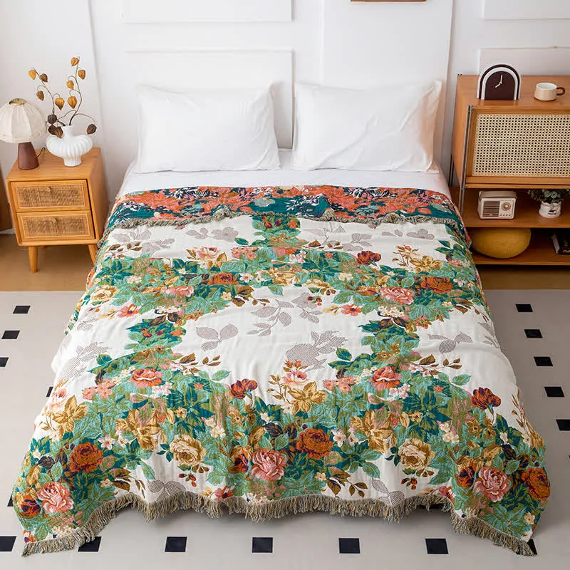 Trapunta con nappe in cotone naturale Wonderland Flower