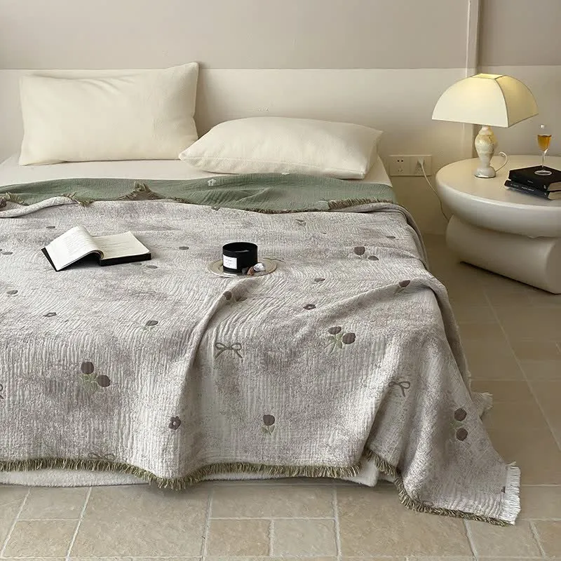 Trapunta reversibile con nappe in garza di cotone tinto in filo