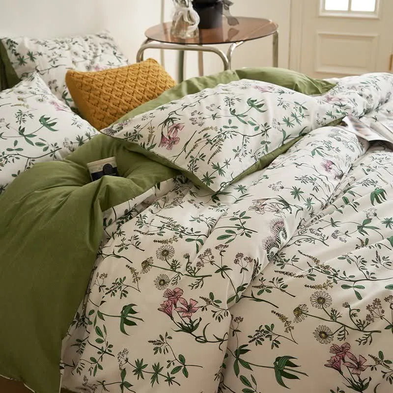Set di biancheria da letto in cotone con rami floreali (4 pezzi)